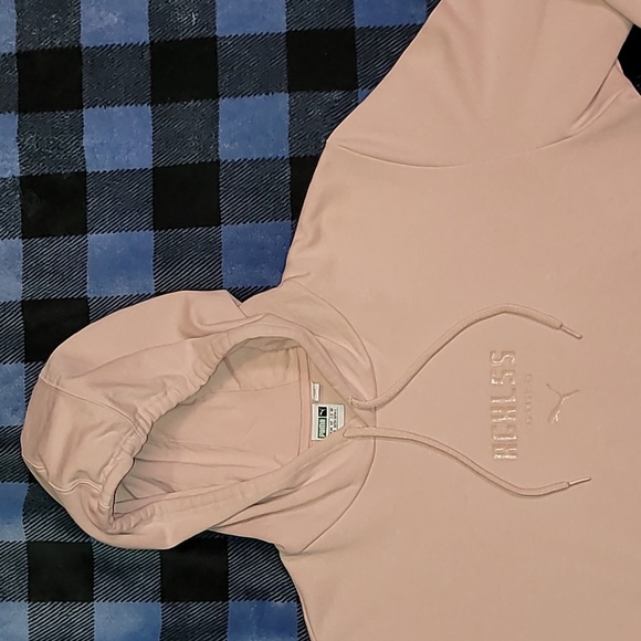 Puma+RCKLSS. Streetwear hoodie. Women's size Large. Like-new. - Picture 8 of 16